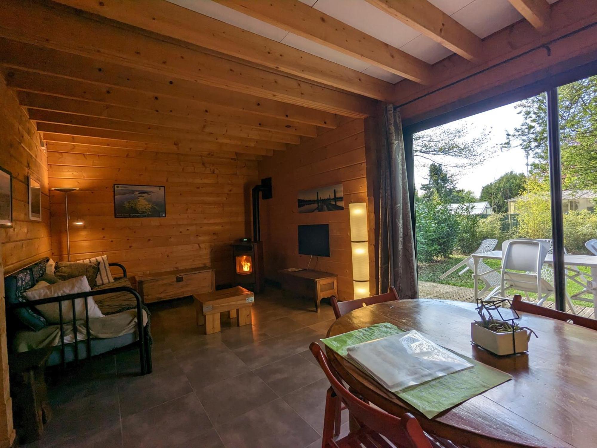 Les Chalets Aux Gites D'Orient Géraudot Eksteriør bilde